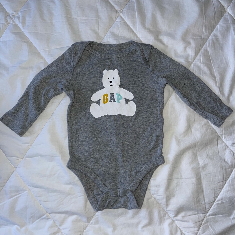 GAP Onesie 🧸